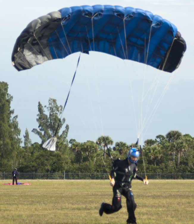 20191230 101318 Sebastian Skydive Andrew Happick