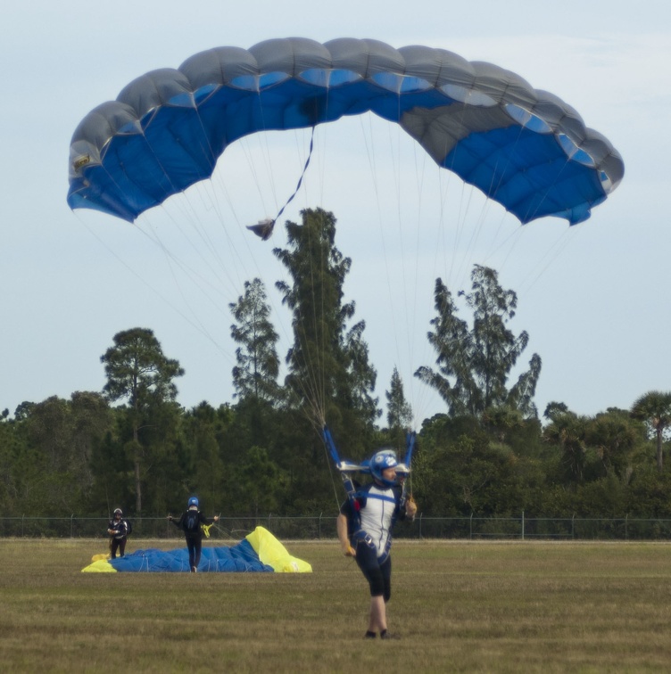 20191230_102708_Sebastian_Skydive_Aaron_Sisk.jpg