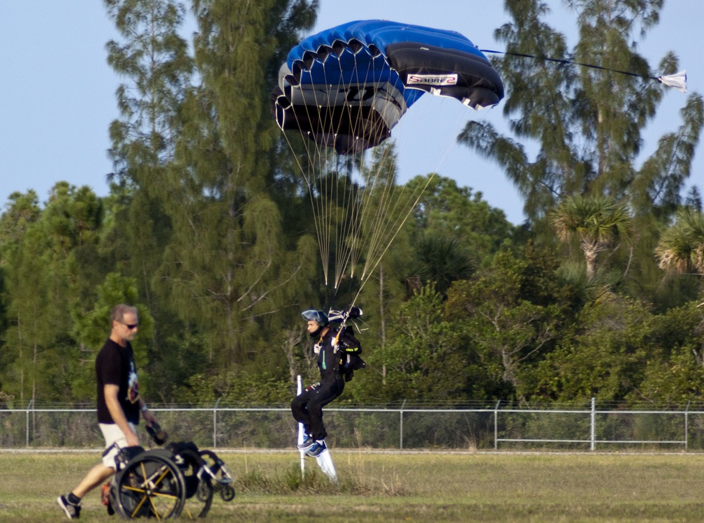 20191230_163102_Sebastian_Skydive_RobS_Steve_Lefkowitz.jpg