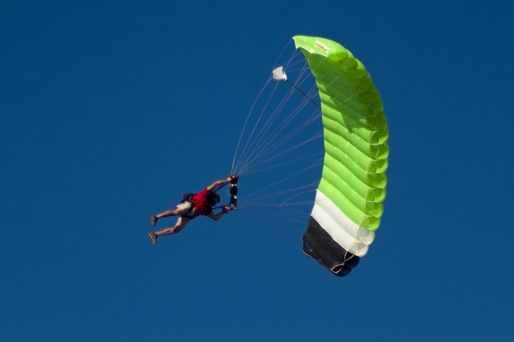 20191130_144138_Sebastian_Skydive_.jpg