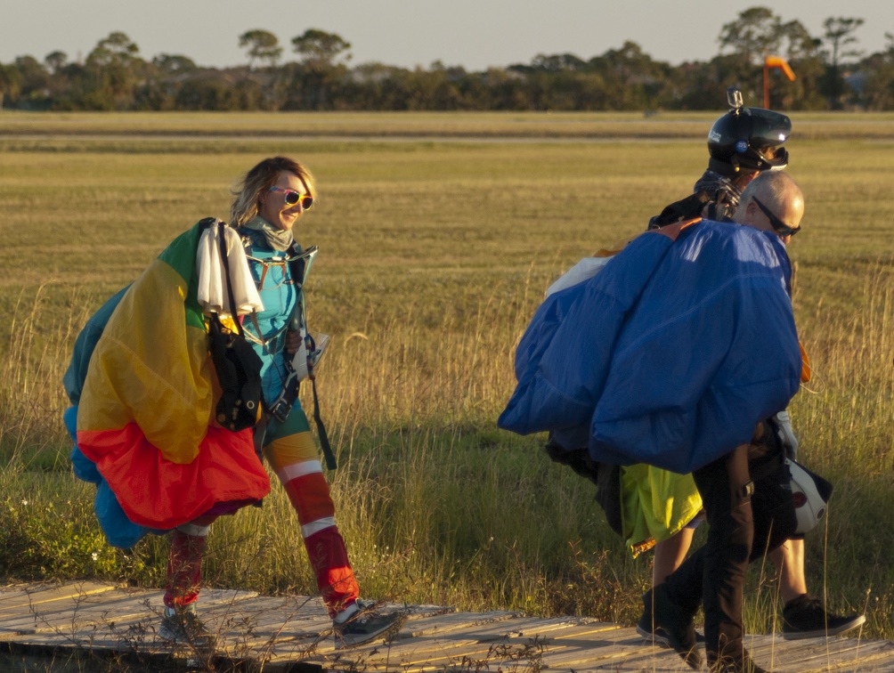 20200101 170738 Sebastian Skydive LizLazarJohnson