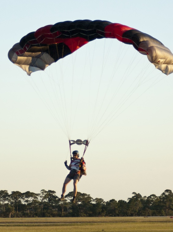 20200101 170932 Sebastian Skydive Wakeboarder06