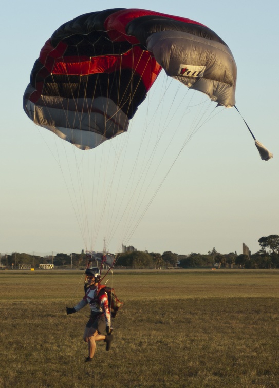 20200101 170936 Sebastian Skydive Wakeboarder06