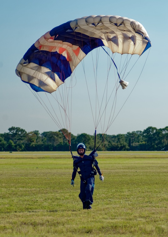 20200101 151128 Sebastian Skydive DougHendrix