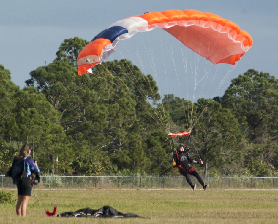 20191230 144532 Sebastian Skydive Arman and Friends