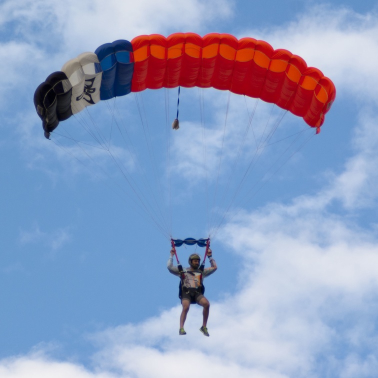 20191230_161312_Sebastian_Skydive_.jpg