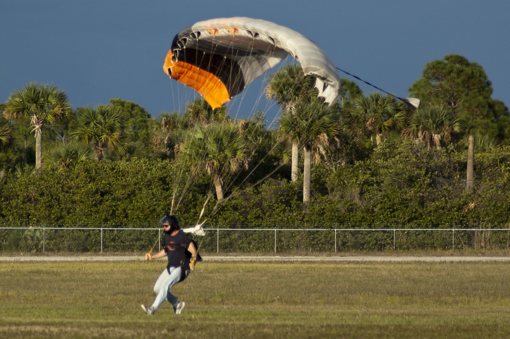 20191230 163338 Sebastian Skydive 