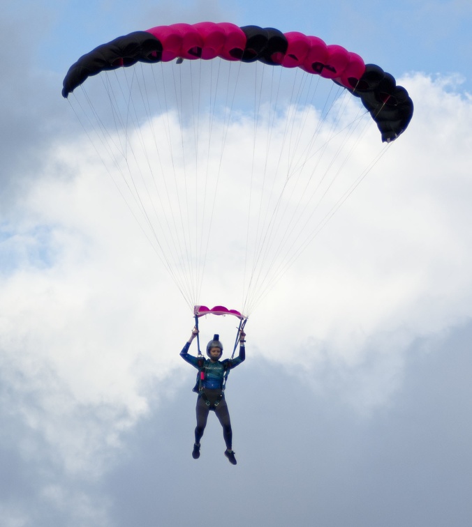 20191230_161300_Sebastian_Skydive_.jpg