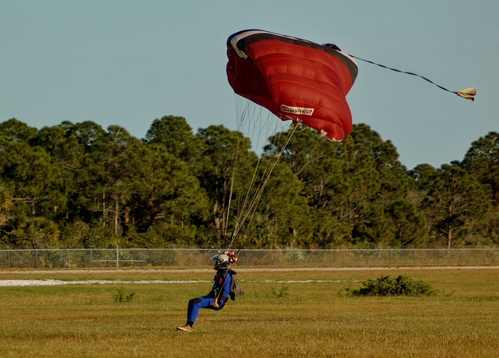 20200101 154212 Sebastian Skydive DaveChen