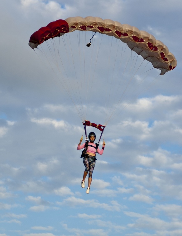 20191230 163442 Sebastian Skydive TerriHutchinson