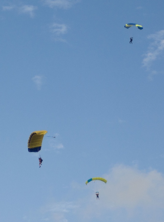 20191230_153224_Sebastian_Skydive_.jpg