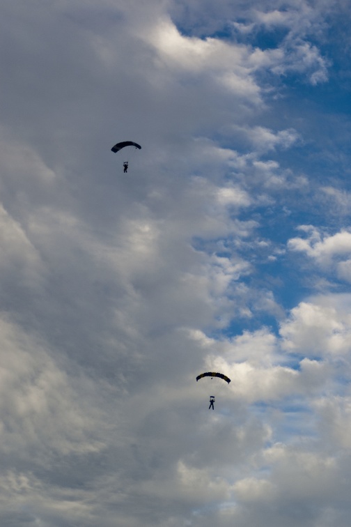 20191230_164440_Sebastian_Skydive_.jpg