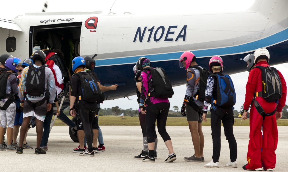 20191230 130038 Sebastian Skydive JoeyJ AaronSisk