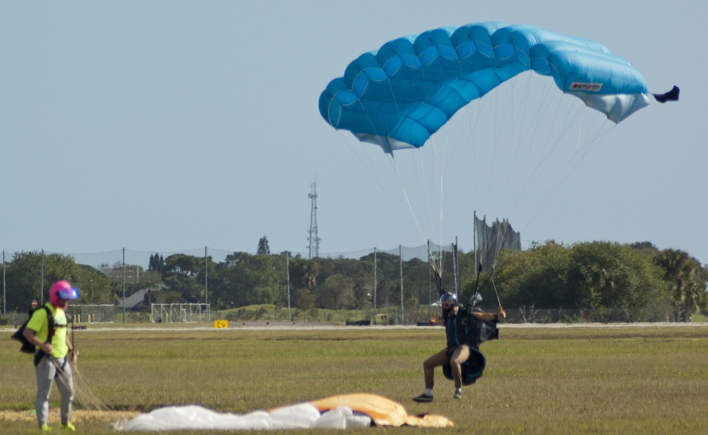 20200116 134746 Sebastian Skydive JulianBlanchard CarlosLeon