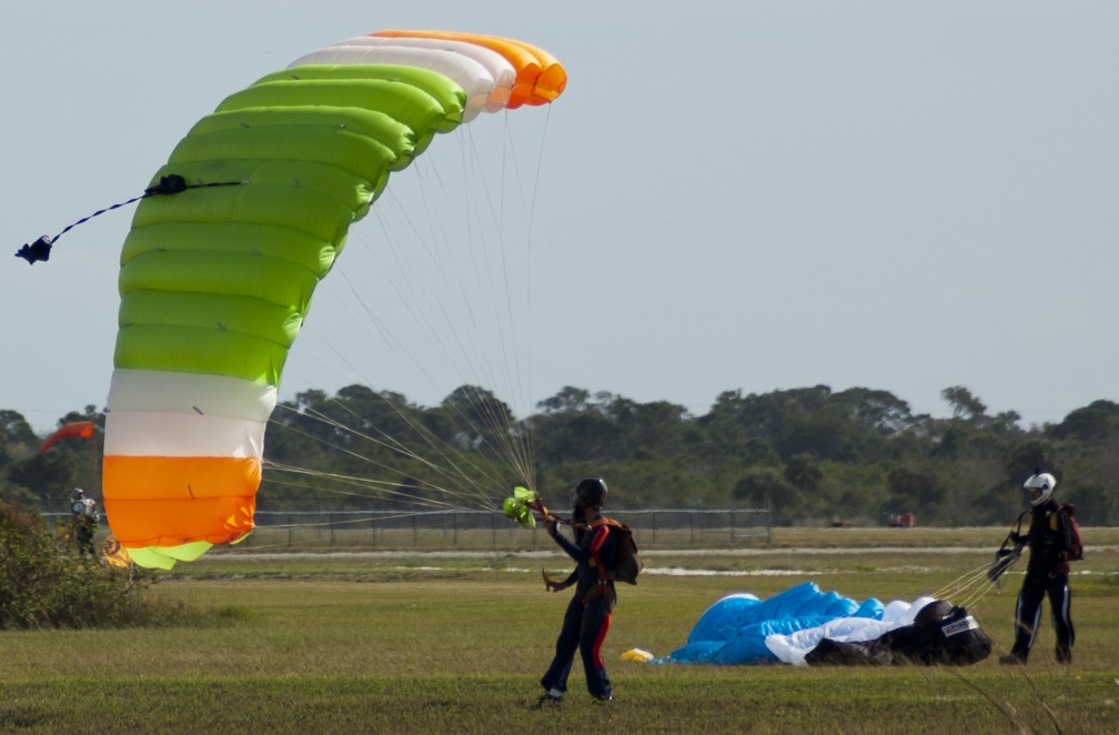 20200119_113240_Sebastian_Skydive_PeterDennis_DelBorges.jpg