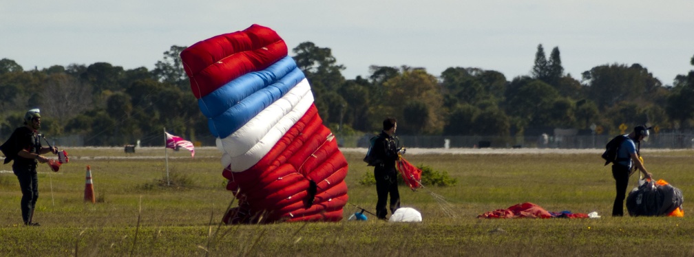 20200125 115400 Sebastian Skydive MattRichards ChrisNormandeau ZachAnderson