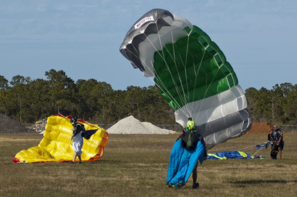 20200216 150020 Sebastian Skydive GeorgeSevers KurisStrigl JesseCors