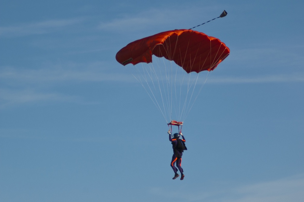 20200223 162826 Sebastian Skydive Marc testing Optimum Reserve160