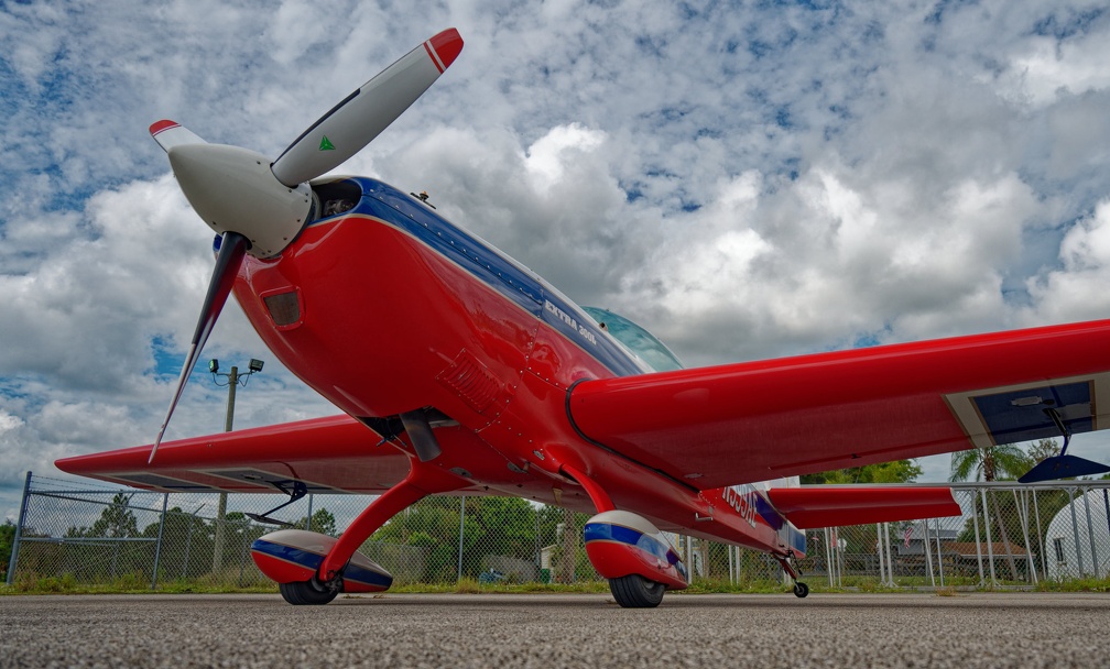 20210917 113932 Sebastian Skydive ExtraFlugzeugbau300L Plane Sm