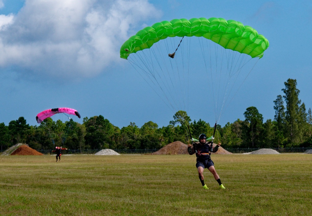 20211008 100835 Sebastian Skydive JoshMavica Robe Sm