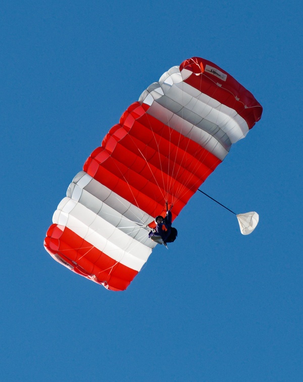 20211015_162118_Sebastian_Skydive_JadeWilliams_Sm.jpg