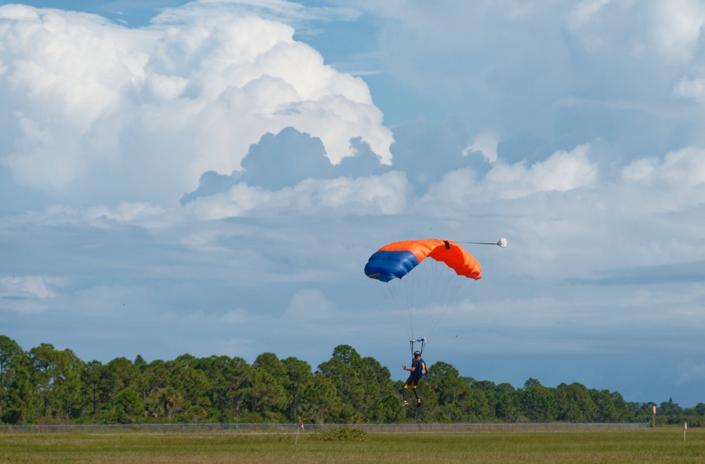 20211022_150228_Sebastian_Skydive_NeilHutchinson.jpg