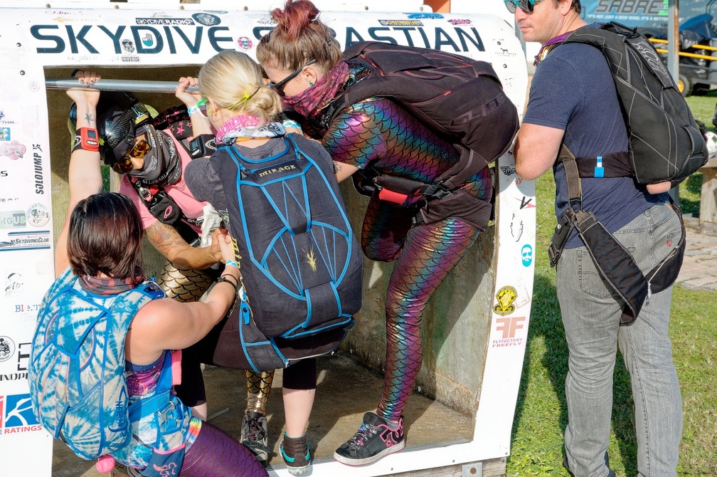 20201114_085320_Sebastian_Skydive_Mermaid_Boogie_AmberlyBrown_DanAdams.jpg