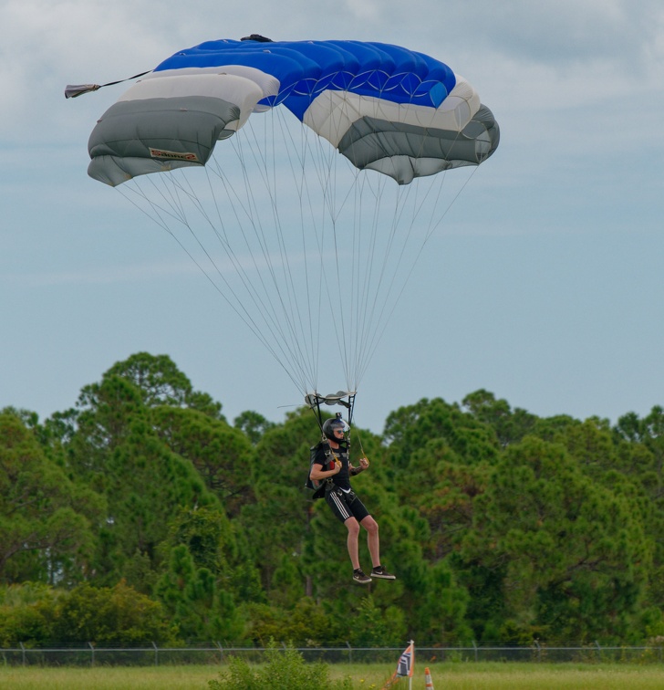 20210917_123215_Sebastian_Skydive_MatthewKotsalis.jpg