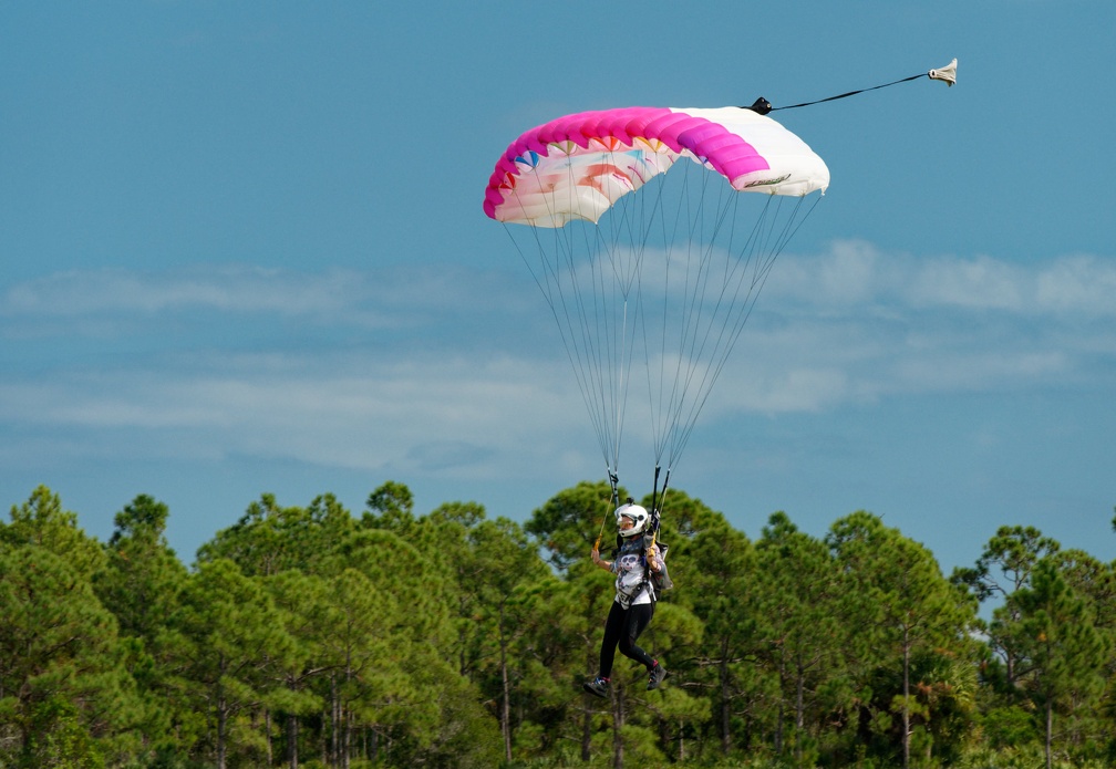 20211031_134146_Sebastian_Skydive_LeslieMenetrier.jpg