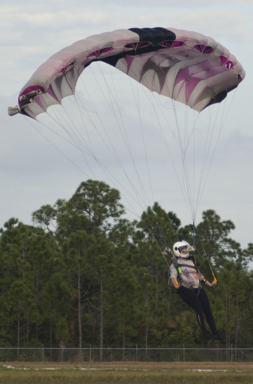 20191230 160816 Sebastian Skydive LeslieMenetrier