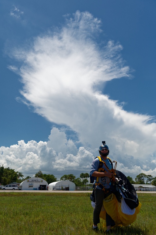 20210718_144305_Sebastian_Skydive_RyanHathaway_Clouds.jpg