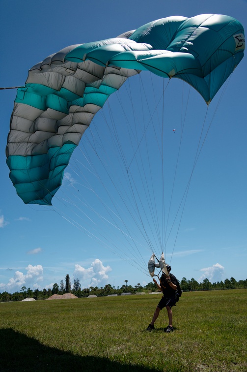 20210716_124037_Sebastian_Skydive_IanBrown_KitingTandems.jpg