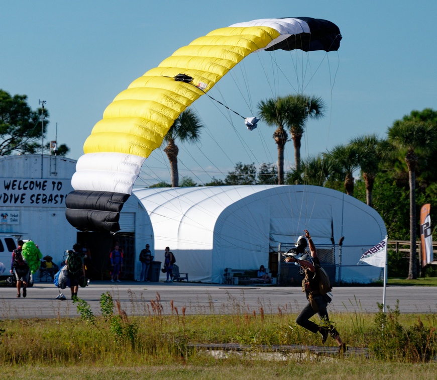 20211126 153332b Sebastian Skydive ChipRich