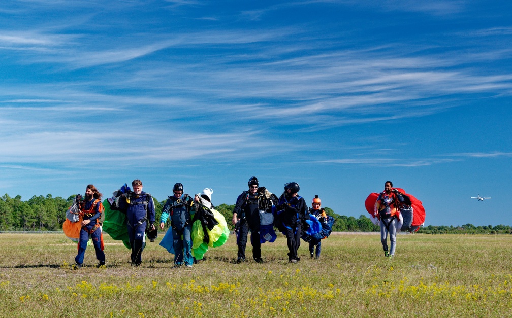 20211126_132903_Sebastian_Skydive_PeterDennis_DocStroup_MikeParker_DonBromley_MarkDaniels_BradBrown_OxanaBobrovskaya_ByronGaskin_Plane.jpg