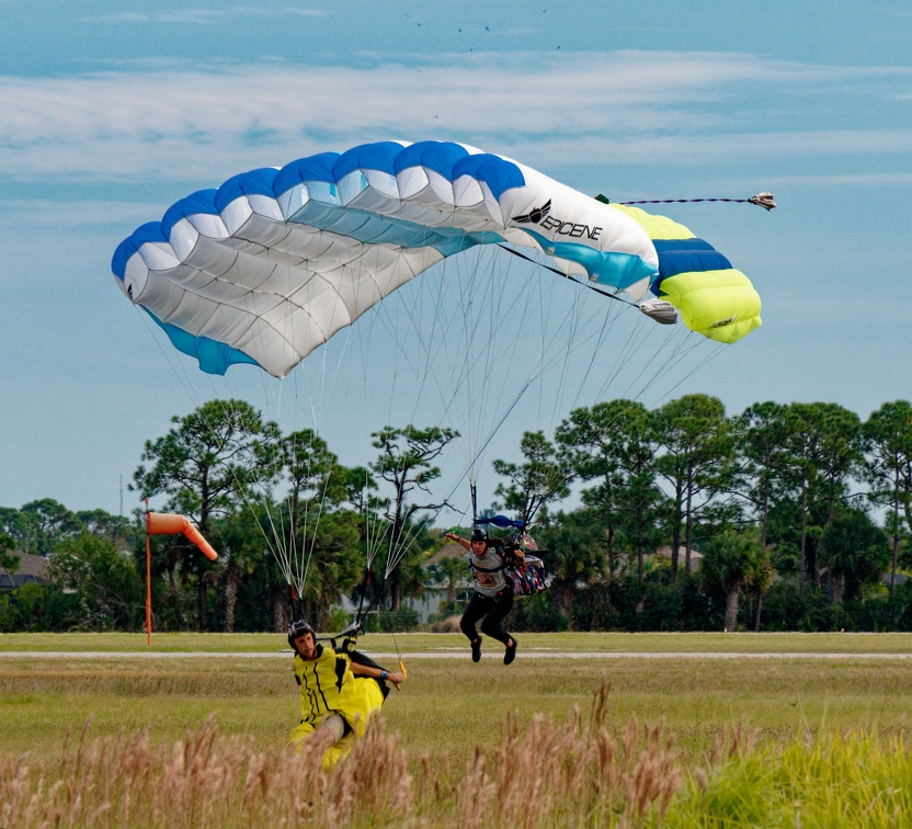 20211128_143620_Sebastian_Skydive_JonathanBizilia_RyanBlunk.jpg