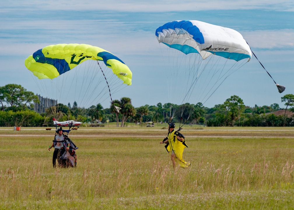 20211128_143624_Sebastian_Skydive_JonathanBizilia_RyanBlunk.jpg