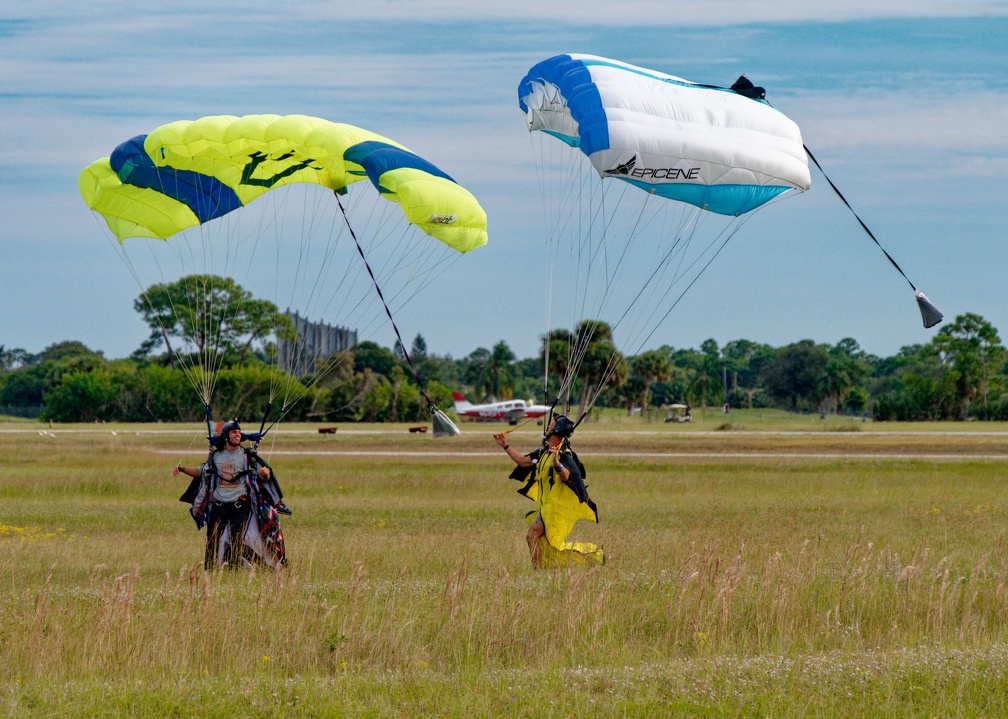 20211128_143625_Sebastian_Skydive_JonathanBizilia_RyanBlunk.jpg