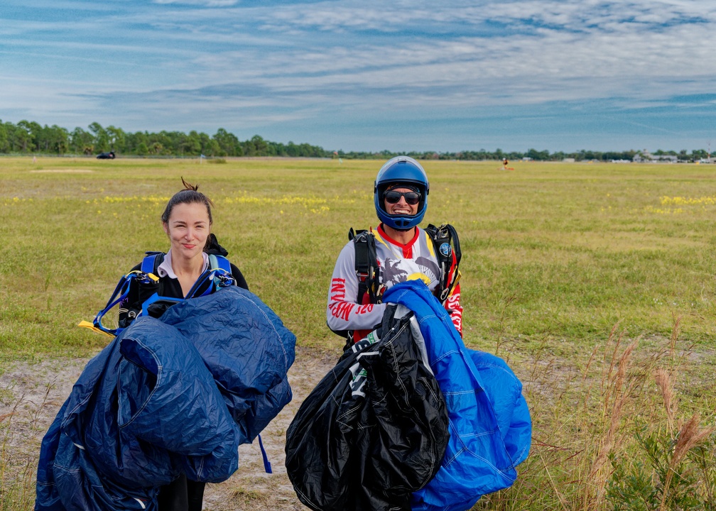 20211128 144045 Sebastian Skydive NicoleWinter ChadHinkley