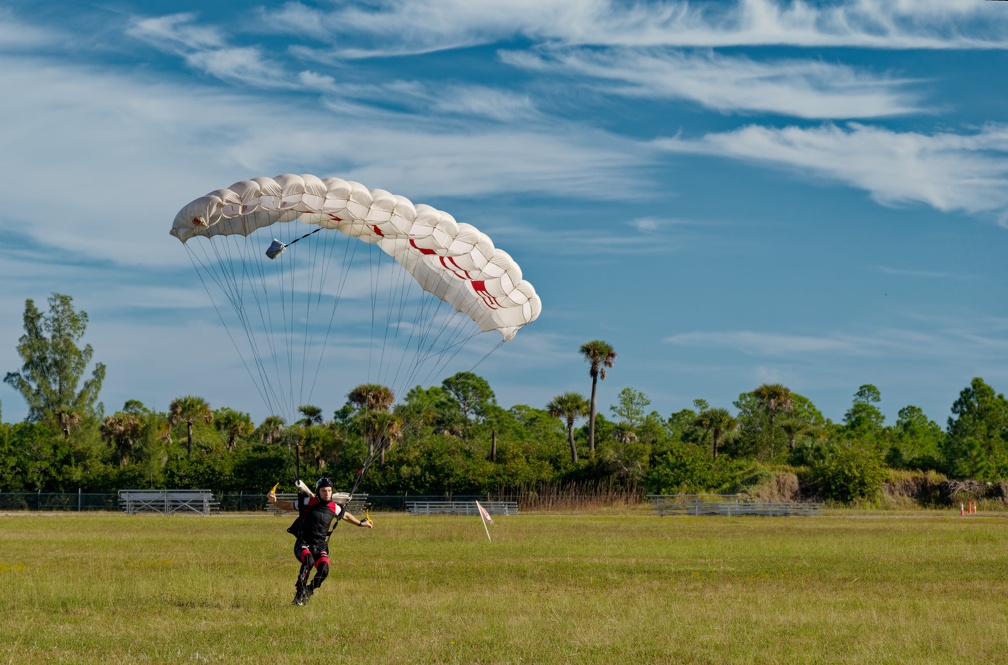 20211113 090055 Sebastian Skydive MaxCohn