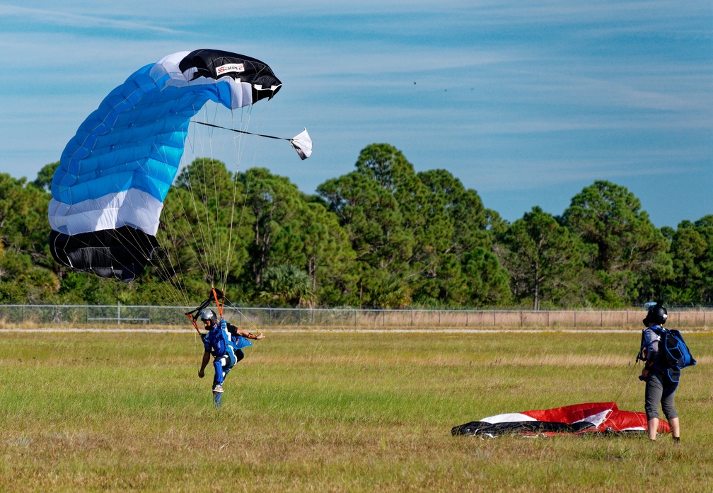 20211126 141927b Sebastian Skydive DmitryBobrovski 