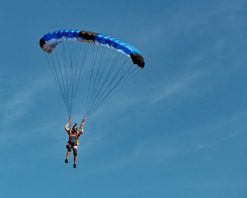 20211113 121017 Sebastian Skydive RoyalHamilton