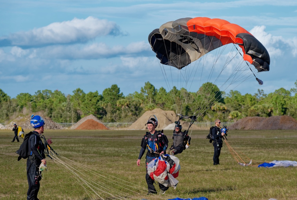 20211219 152031 Sebastian Skydive AllAmericanBigWaySkillsCampSDCR DougBarron AndrewHappick  ElliotByrd