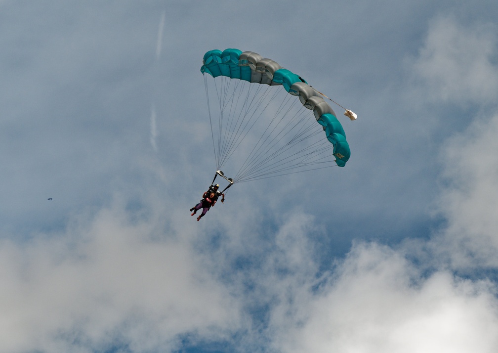 20211219 114716 Sebastian Skydive IanBrown tandem Plane