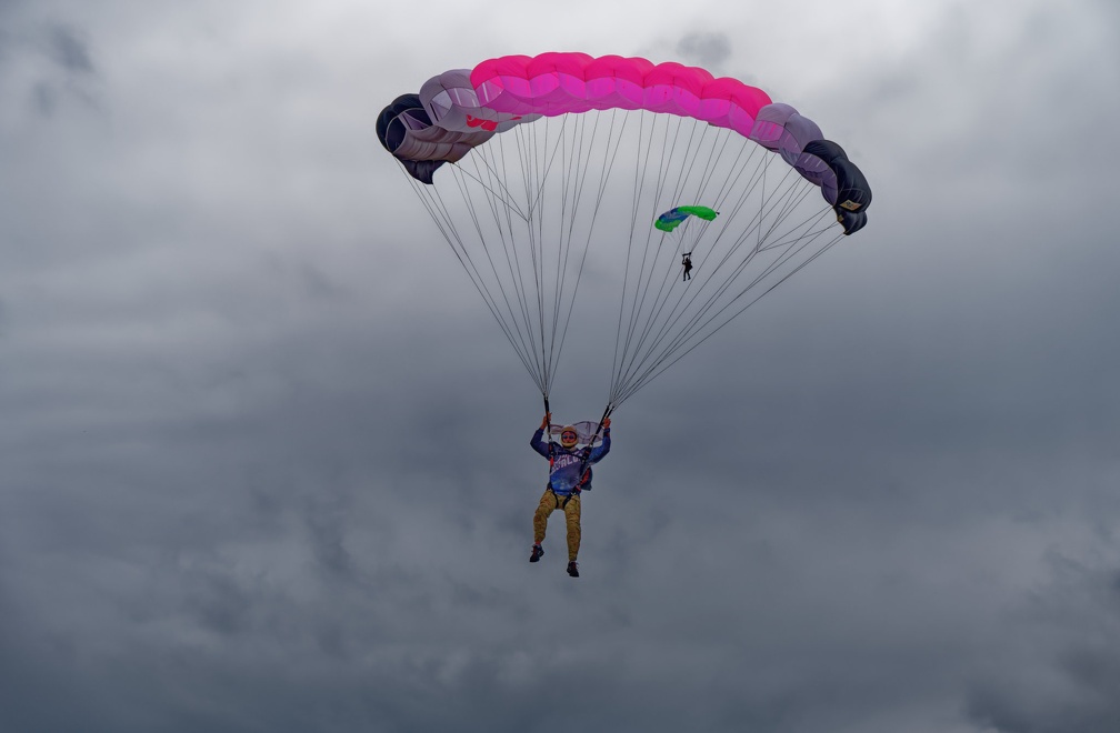 20211205_130845_Sebastian_Skydive_JamieFremgen_JeffreyLamprecht.jpg