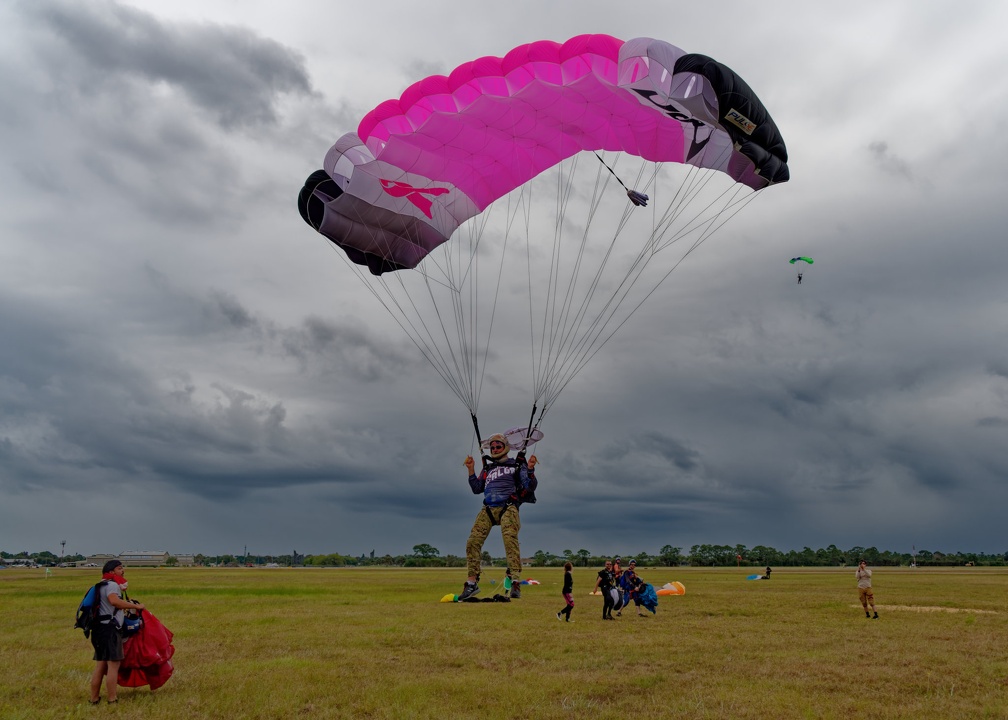 20211205_130847_Sebastian_Skydive_JamieFremgen_JeffreyLamprecht_DennisonYangco_StephenPerry_JeremyGeorge_TylerHudson.jpg