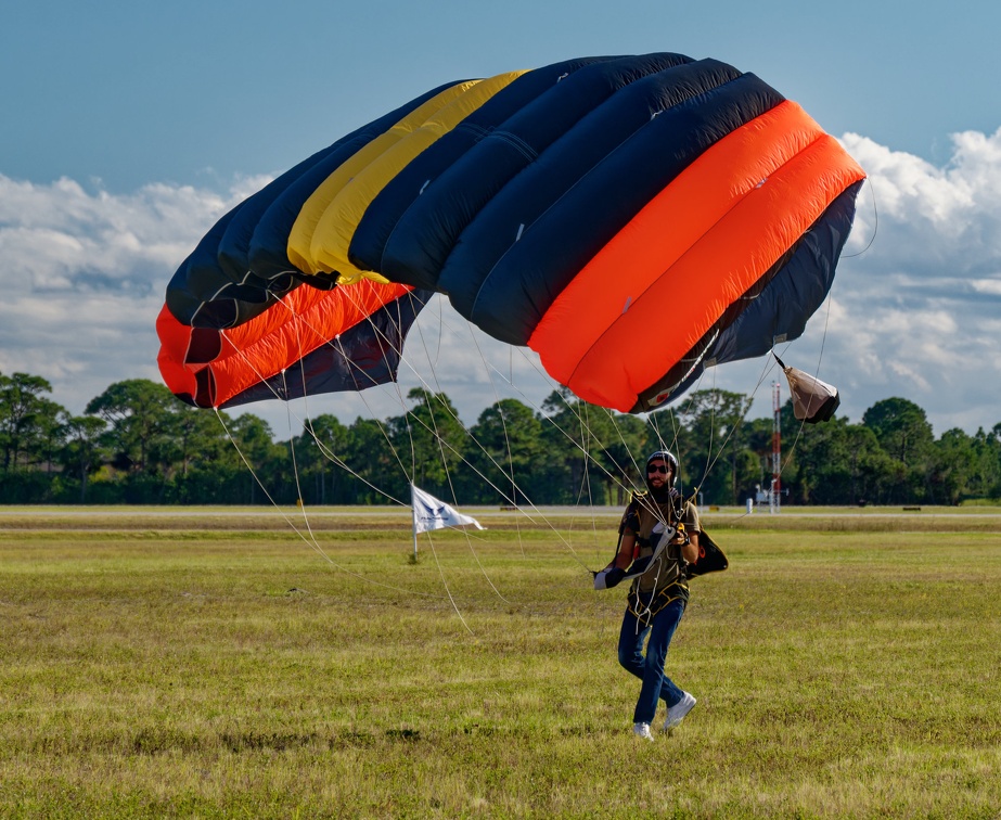 20211224_150841_Sebastian_Skydive_KyleFusco.jpg