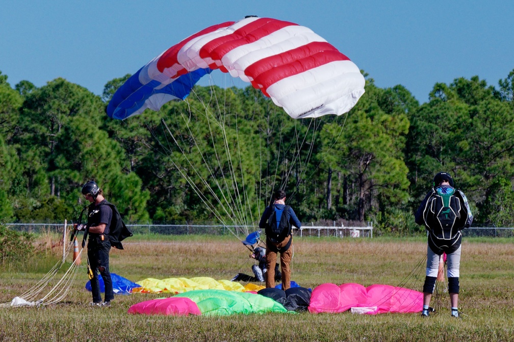 20211226 131642 Sebastian Skydive MarkGiefert Marc FrederickJPBPrince SeanVasbinder DrewHenderson