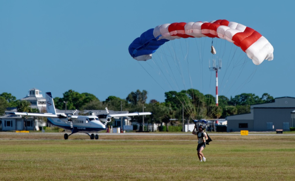 20211226 145538 Sebastian Skydive GuilhermeLopes Plane