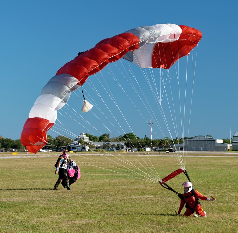 20211226 153228 Sebastian Skydive RebeccaMorraJoshMavica