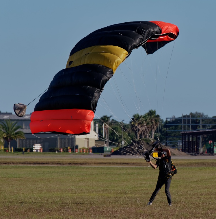 20211226_153928_Sebastian_Skydive_KyleFusco.jpg